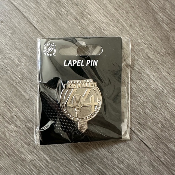 Bob Miller Patch & Pin - Picture 2 of 3